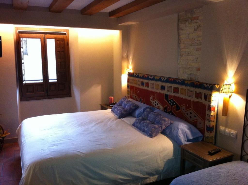 Hotel El Cerco Puente la Reina Oda fotoğraf
