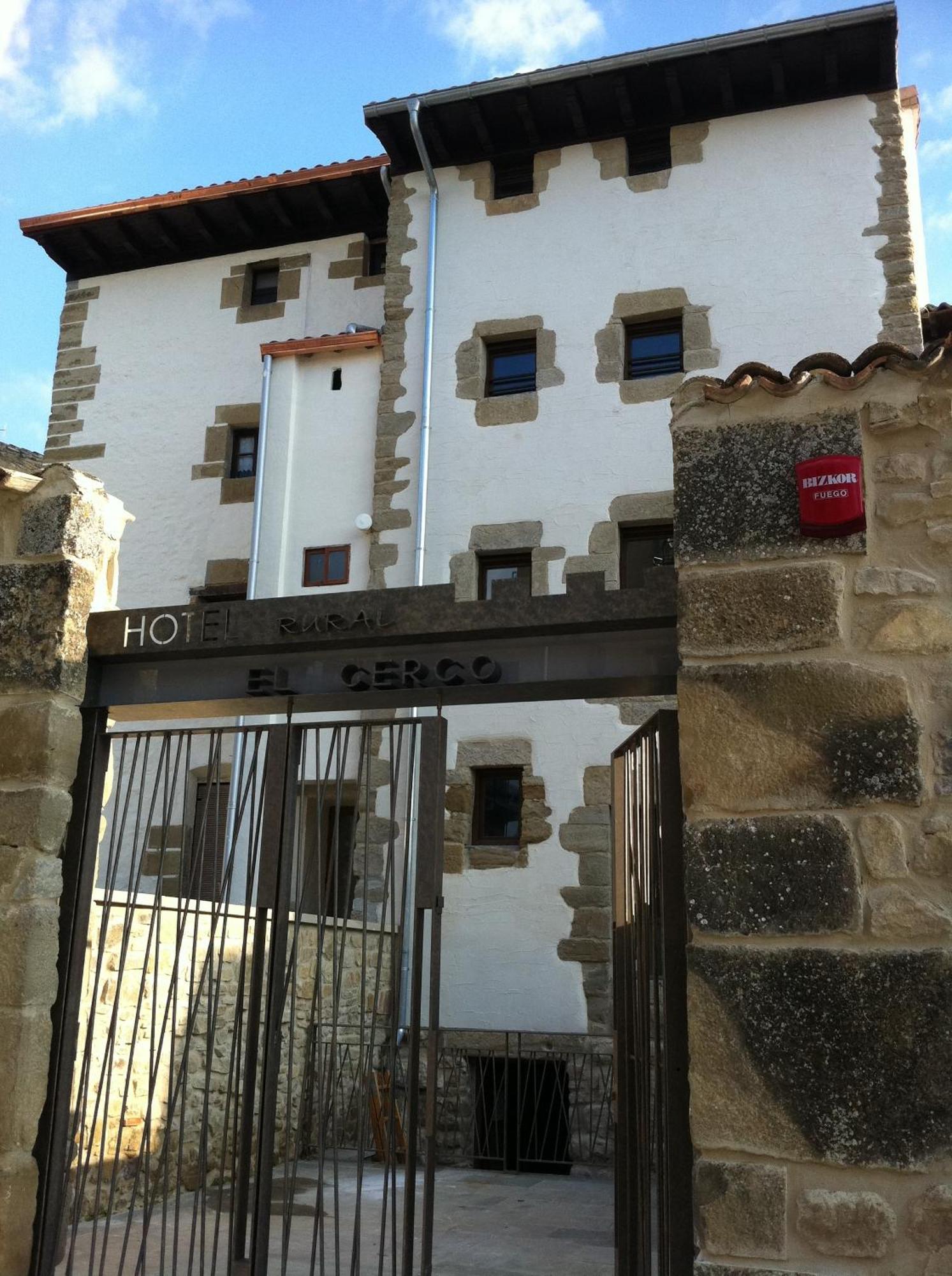 Hotel El Cerco Puente la Reina Dış mekan fotoğraf